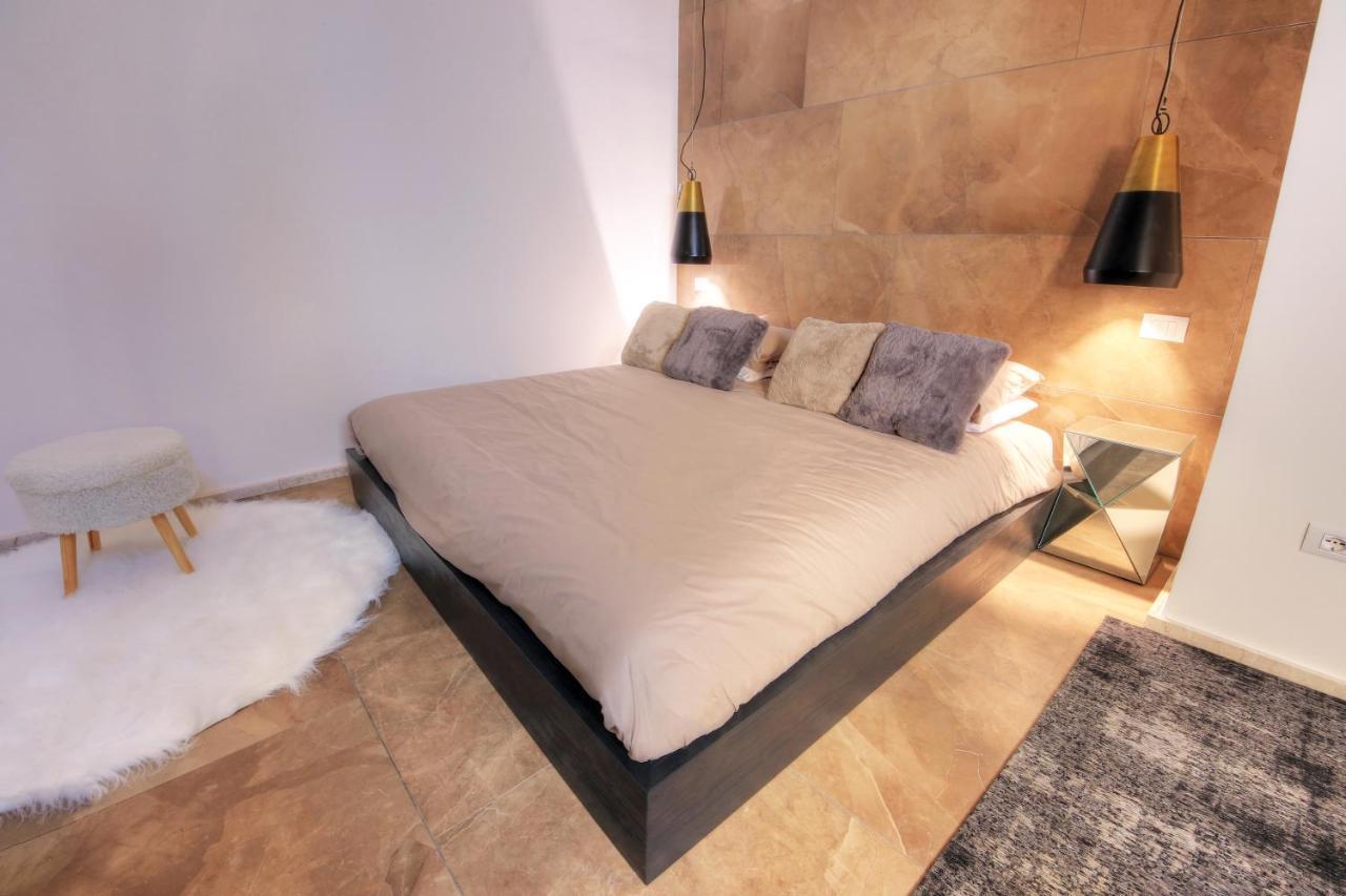 Urban Central Suites Cagliari Extérieur photo